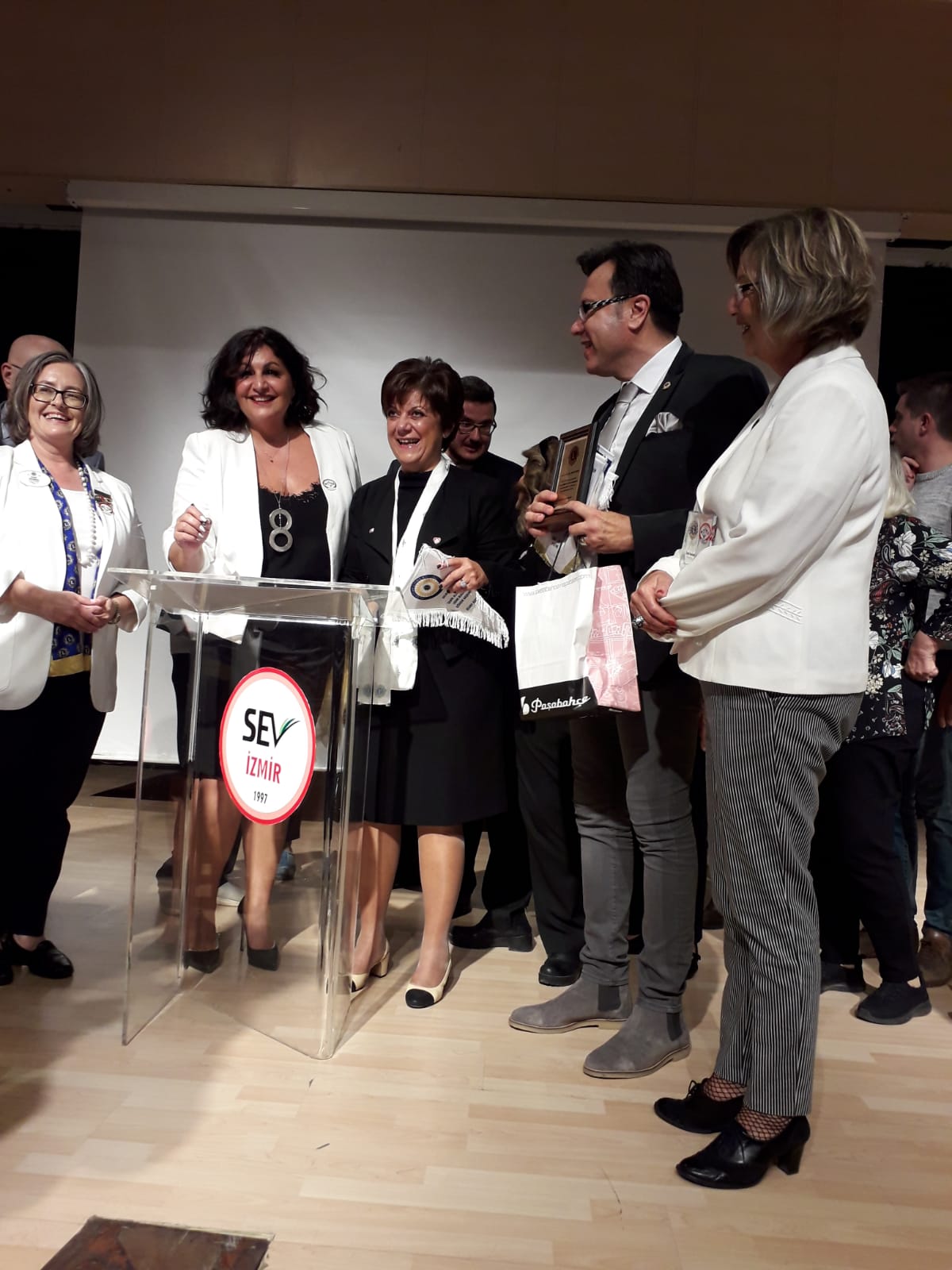 Izmır Alsancak kulübü ile kardeşlesme