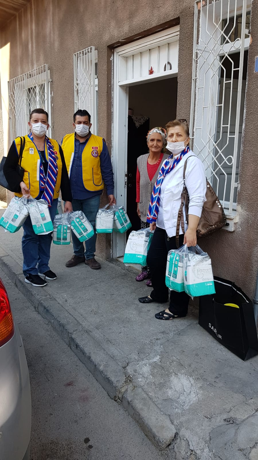 TÜRKMEN AİLELERE GIDA YARDIMI