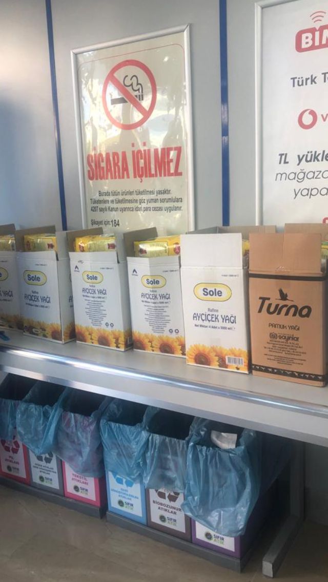 MUHTAÇ ÖĞRENCİLERE GIDA YARDIMI 