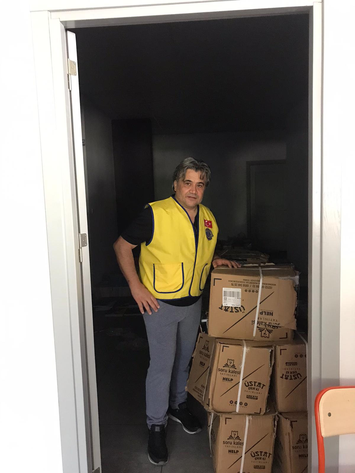 LGS öğrencilerine soru bankası yardımı