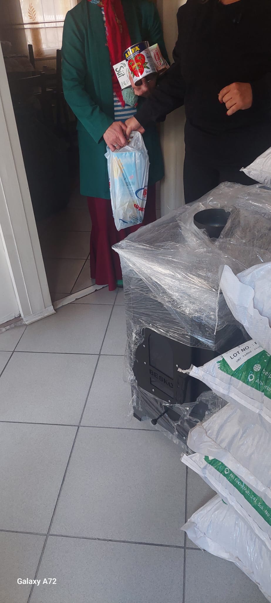 25 AİLENİN ERZAK İHTİYAÇLARI KARŞILANDI