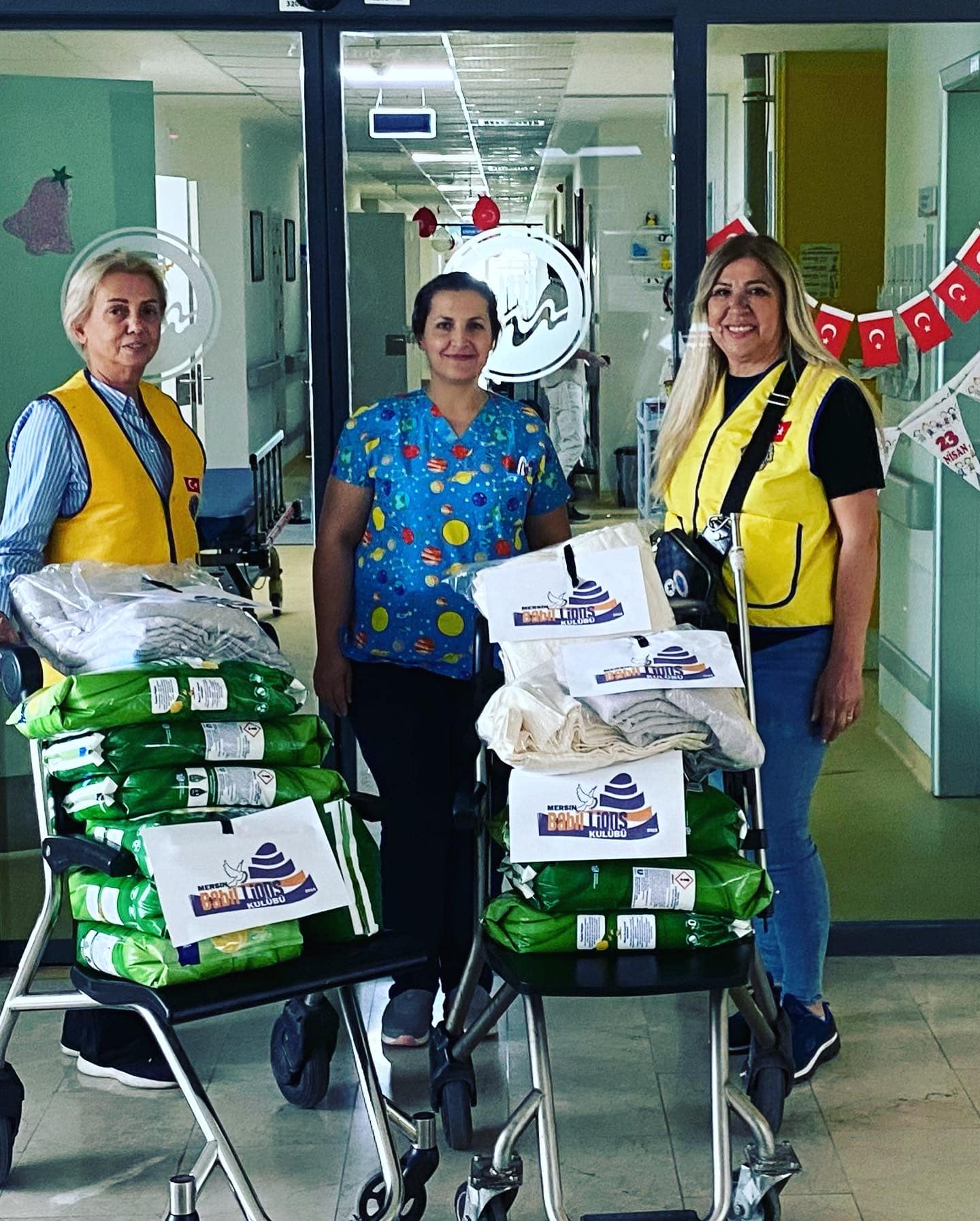 MERSİN ÜNİVERSİTESİ ÇOCUK ONKOLOJİSİ BÖLÜMÜNÜ  ZİYARET ETTİK!!!