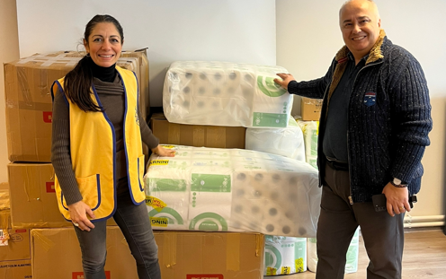 DEPREM BAĞIŞLARININ KOLİLENMESİNE YARDIM - 1