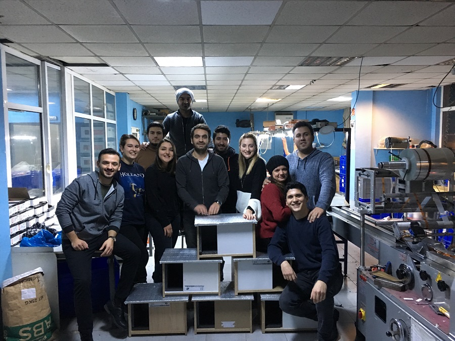 Akatlar Leo Kulübü Kedi Evi Yapımı