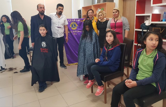 Ankara Kuaforler Odasi  ile birlikte öğrenci ücretsiz Saç Kesimi 