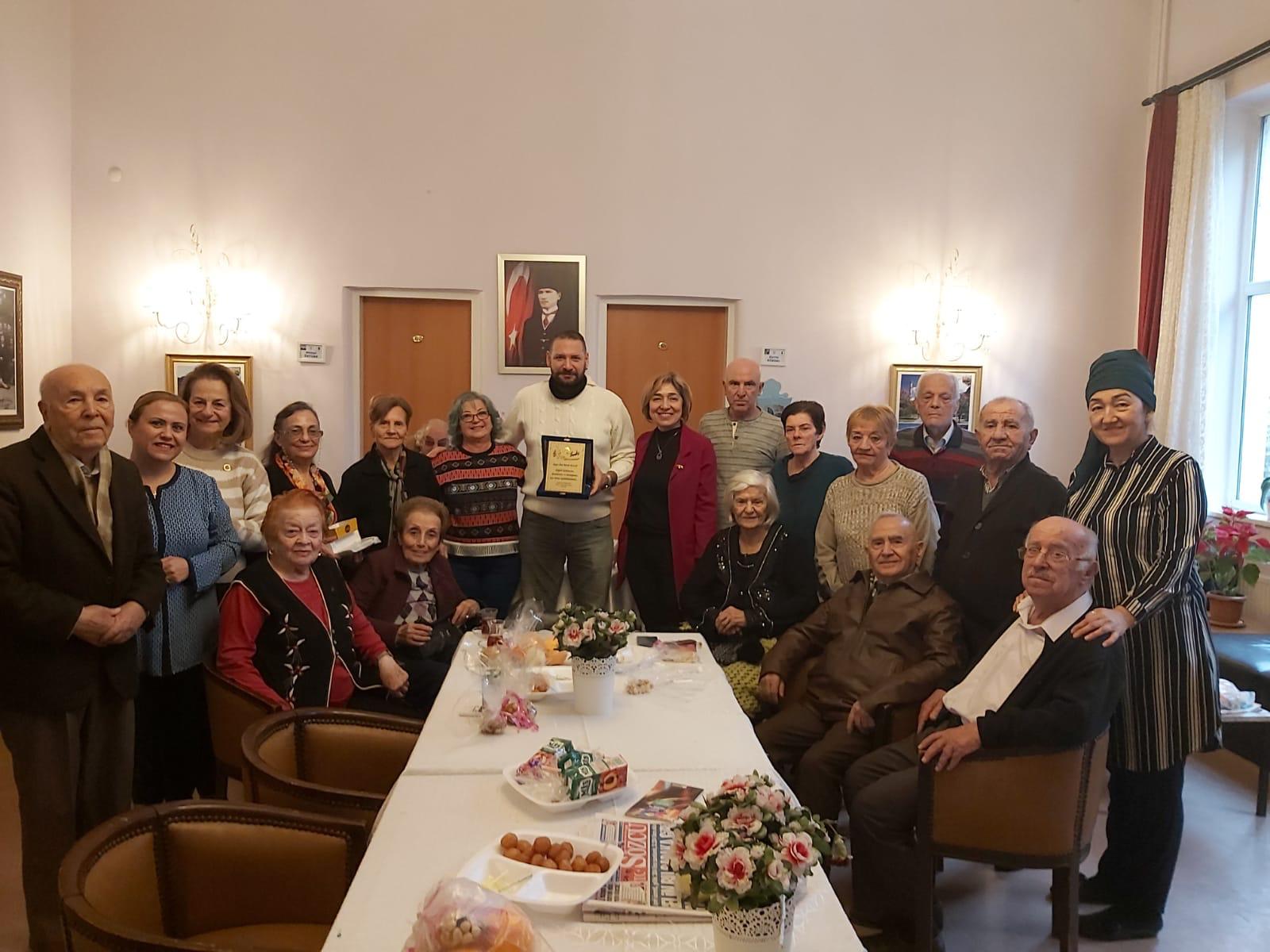 ÖĞRETMENLERE YIL SONU KOSERİ