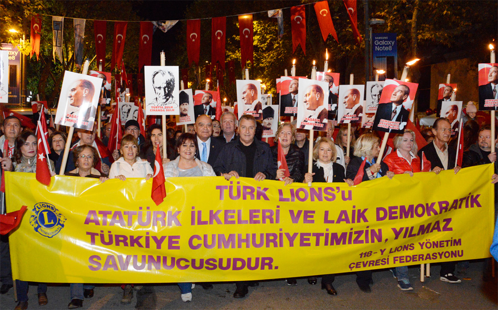 CUMHURİYET YÜRÜYÜŞÜ, Bağdat Caddesi İstanbul
