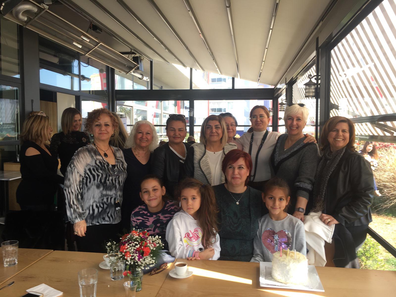 ÜYELERİMİZ VE YAKINLARININ KATILIMI İLE EĞİTİME DETEK AMAÇLI KAHVALTI ETKİNLİĞİ