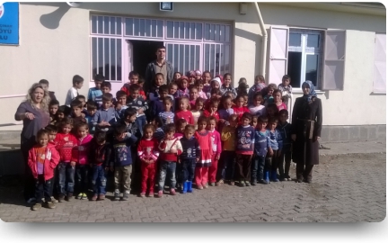 Mont,eldiven,eşofman takımı ve bot yardımı